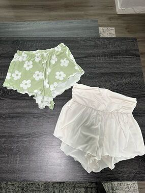 Green Floral Print Lounge Shorts & White Lounge Shorts
